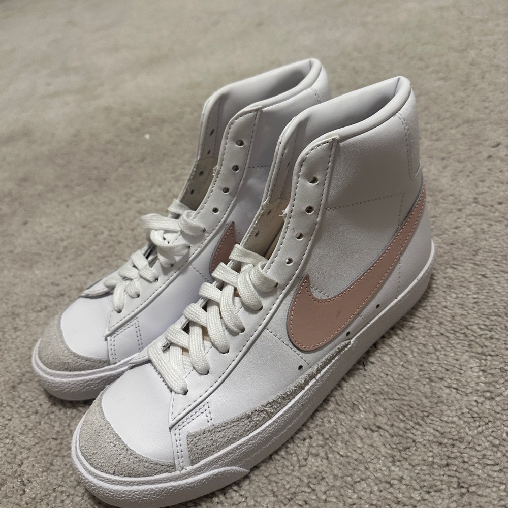 Nike Women's White and Pink High-Top Sneakers